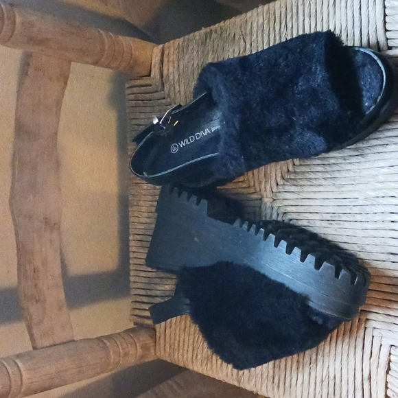 WILD DIVA platforms - Picture 2 of 2